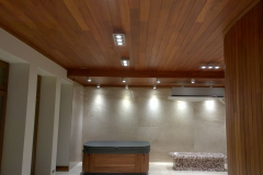 Rezydenja Czerniejewo podłogo i sufity z drewna teakowego, wykonanie obudowy jakuzzi